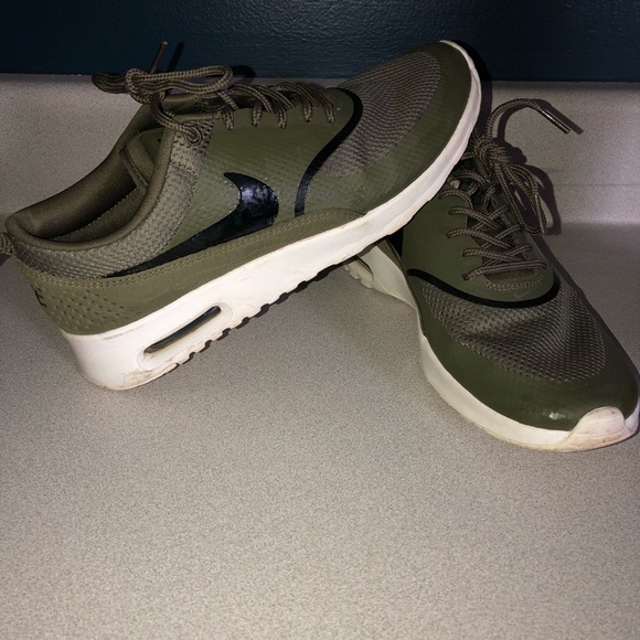 army green sneakers nike